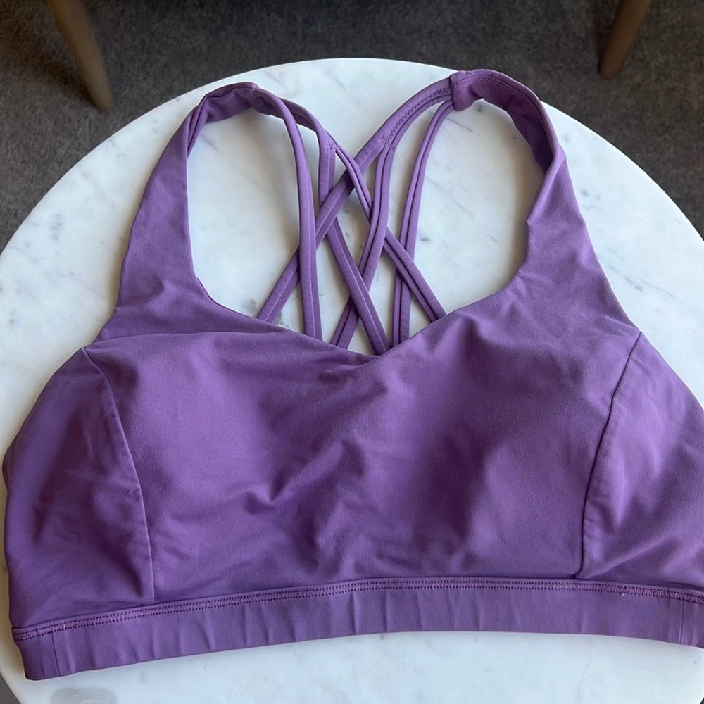 Lululemon Free to Be Serene Bra